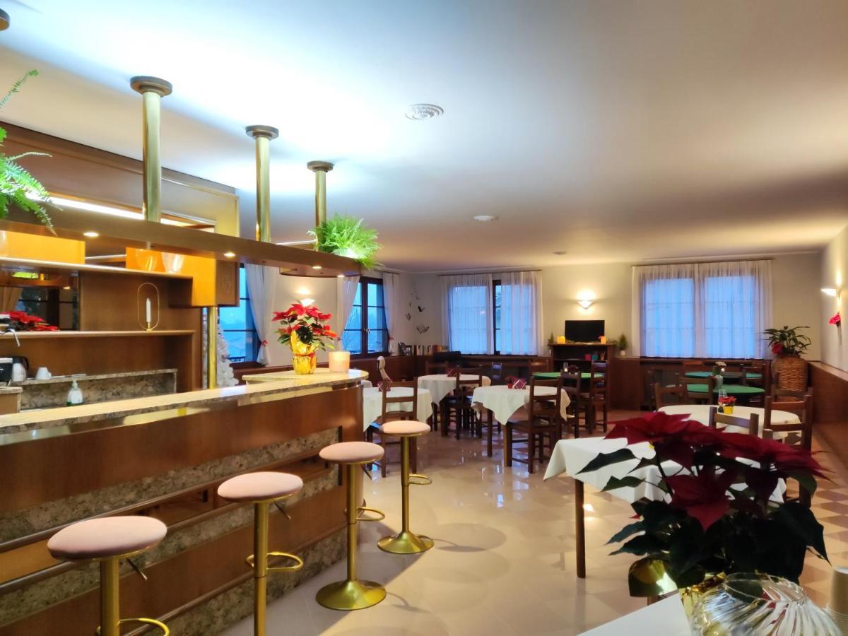 Hotel Il Castello Поццоленго Экстерьер фото
